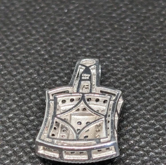 Blue and silver real diamond paint 1 and 1/2 carats - Picture 12 of 13